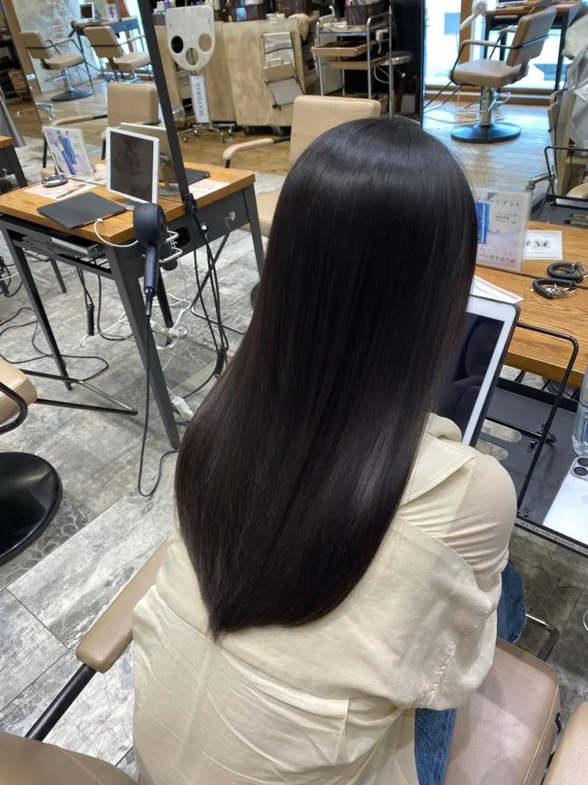 カラー 銀座/レイヤー 顔周りカット溝手優太のヘアスタイル
