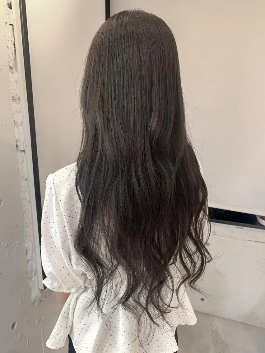 ロング カラー ヘアアレンジ ヘアカラー トリートメント yuka .のヘアスタイル