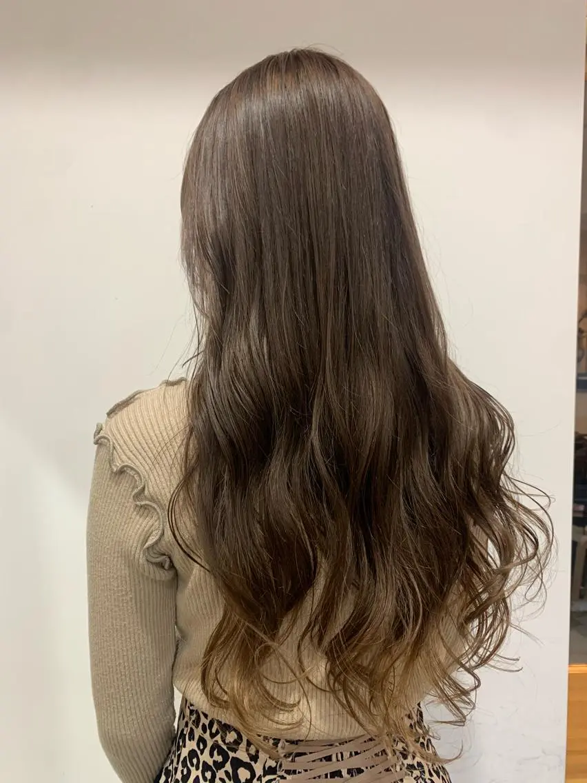ロング カラー グレージュ ヘアカラー 中目黒🌼 🌼ハナのヘアスタイル