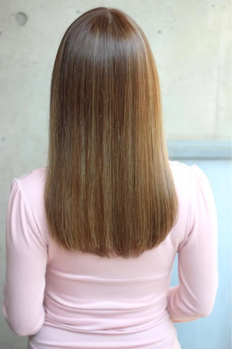 ロング カラー パーマ アッシュ 透明感カラー 成松 勇治のヘアスタイル