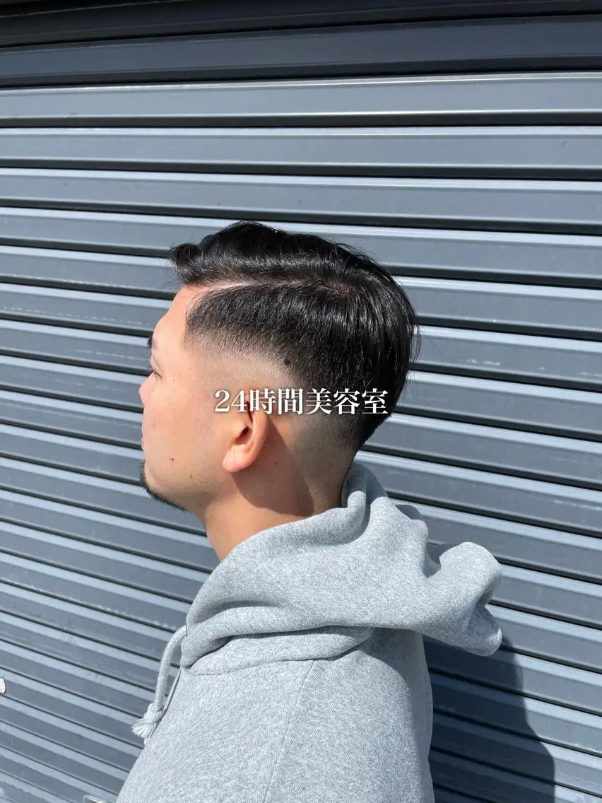 ショート メンズ フェードカット 深夜美容師 SHOEIのヘアスタイル