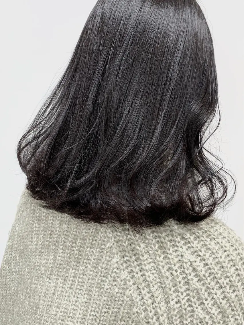 ミディアム レイヤー/艶髪カラー 森本くるみのヘアスタイル