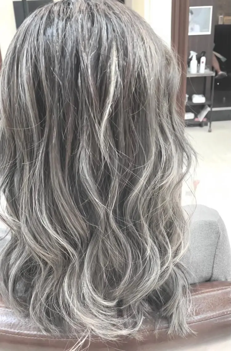 ミディアム 島 りょう太郎のヘアスタイル