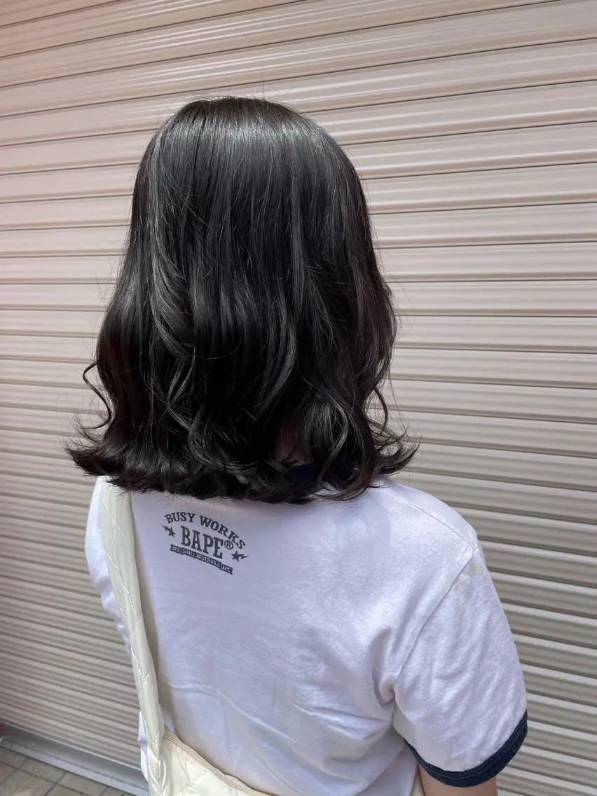 セミロング chic  有山 美瑠のヘアスタイル