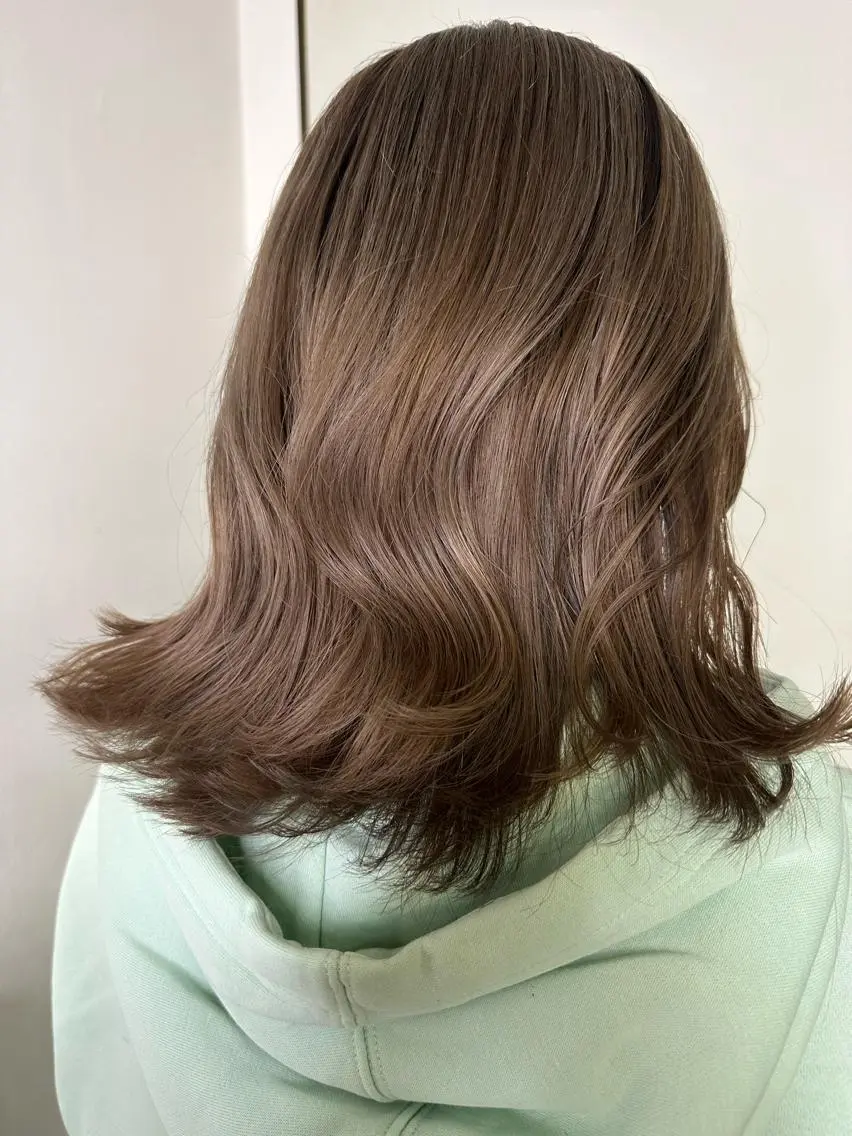 ミディアム カラー ブリーチカラー🫧 森　凪沙のヘアスタイル