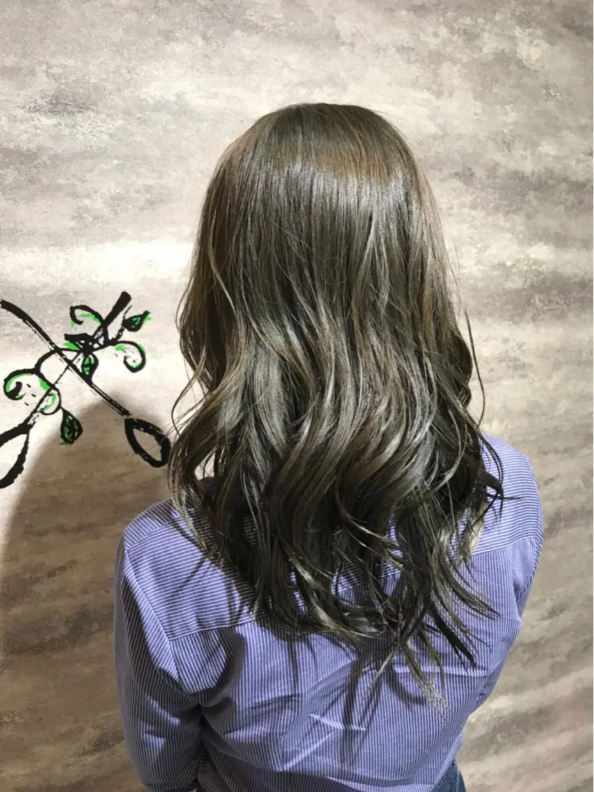 ミディアム カラー Blanco Color&Careのヘアスタイル