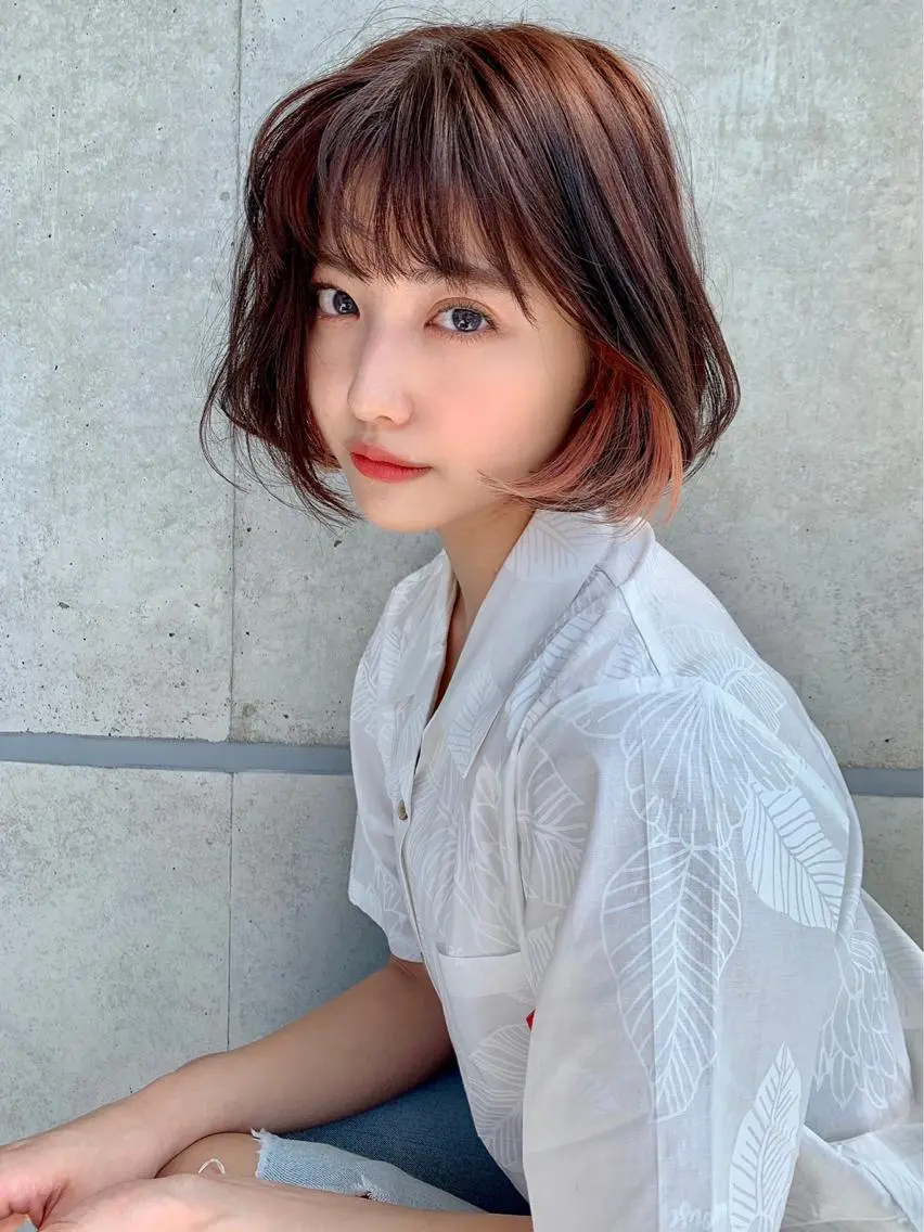 ミディアム カラー ヘアアレンジ 🪞official THREE 横浜🎀のヘアスタイル