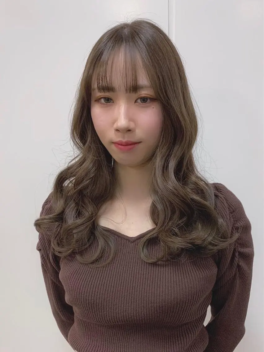セミロング カラー ヘアアレンジ 柔らか垢抜けｶﾗｰと ｶｯﾄ🫧ASUKAのヘアスタイル