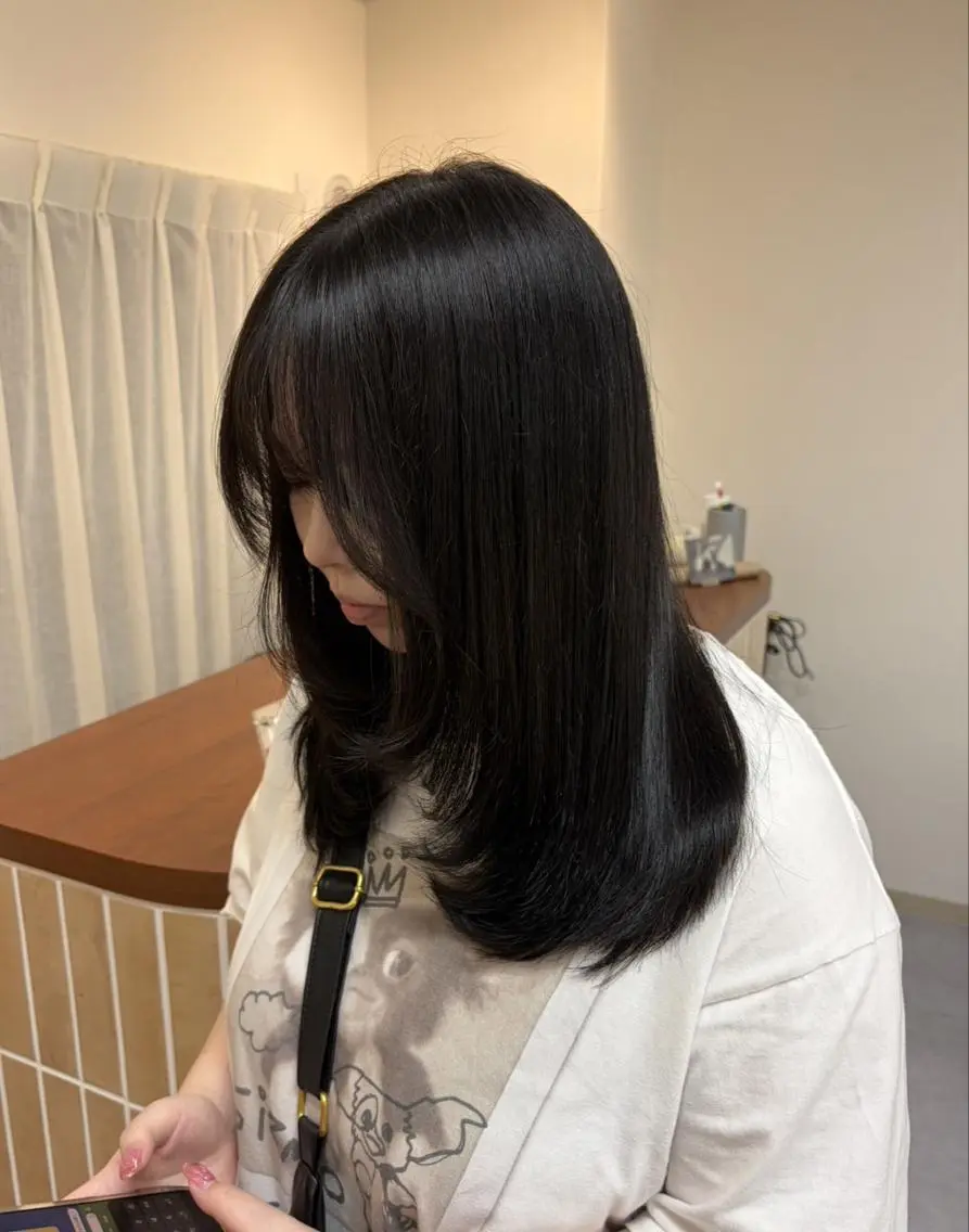 セミロング 髪質改善 韓国風ヘア 縮毛矯正 トリートメント 酸性ストレート カット ヘアカラー トリートメント Koyukiレイヤー /ボブ/柔カラー🧈のヘアスタイル