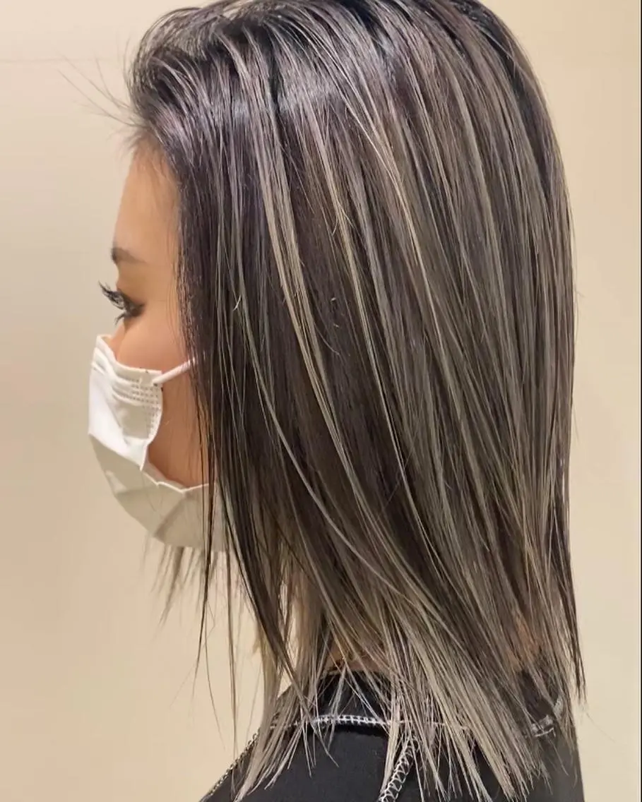 セミロング カラー カット トリートメント レイヤー×艶髪特化 マネージャー安藤光司のヘアスタイル