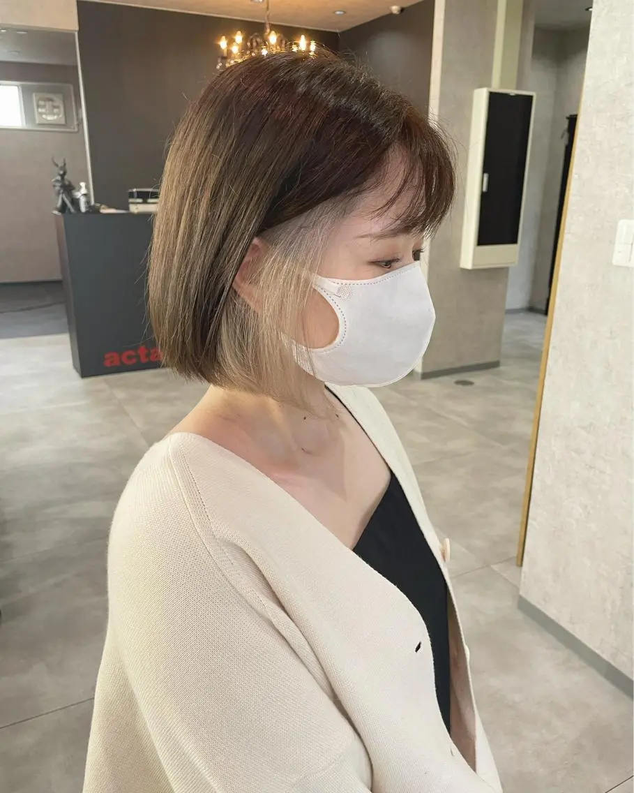 ショート カラー パーマ ベージュカラー ヘアカラー 袴田 伊代のヘアスタイル