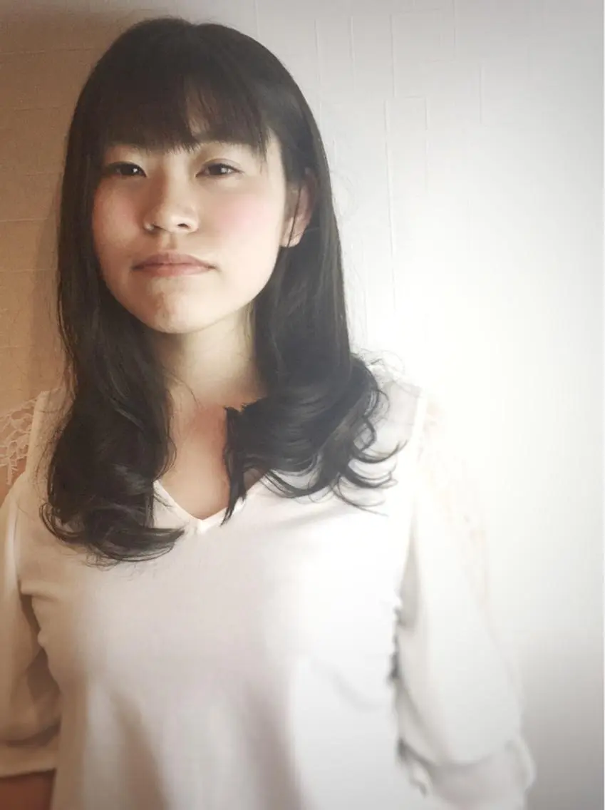 ロング ナガサカ サチのヘアスタイル