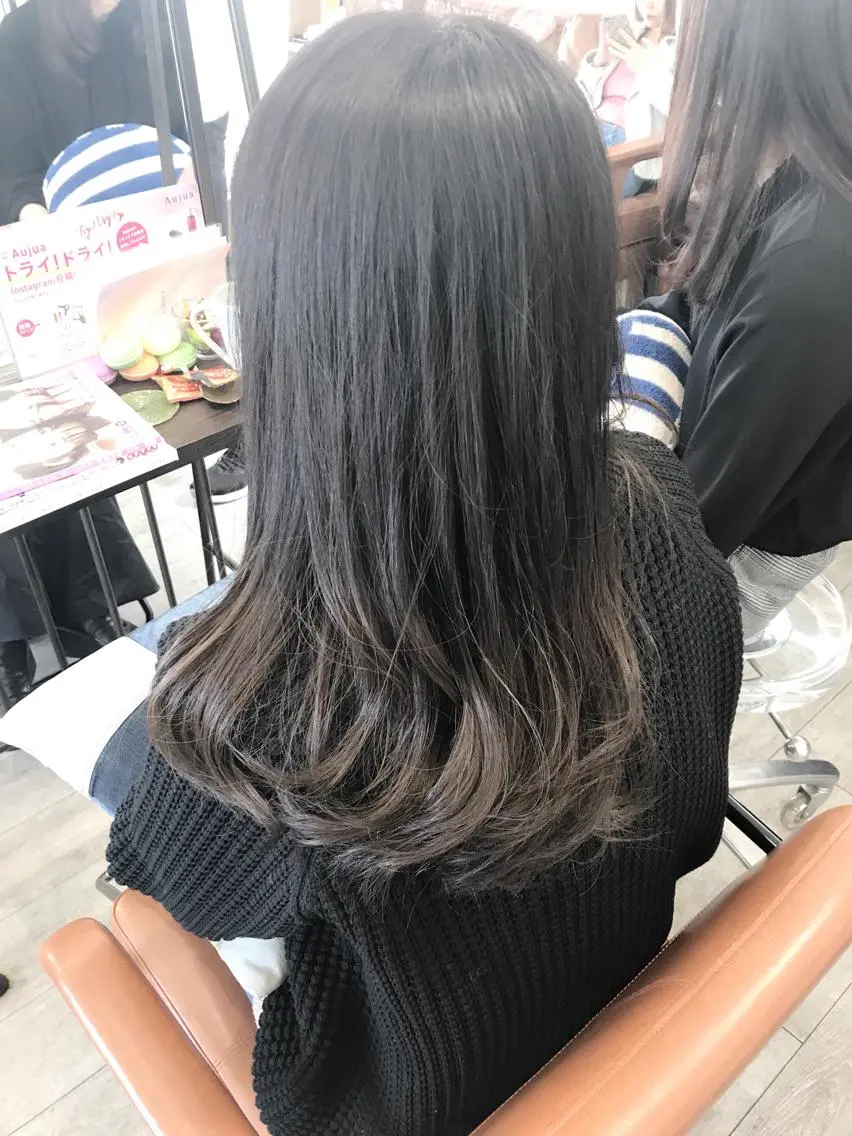 セミロング カラー ダブルカラー グラデーションカラー ヘアカラー トリートメント ヘッドスパ グレージュ/髪質改善 Yamato.hのヘアスタイル