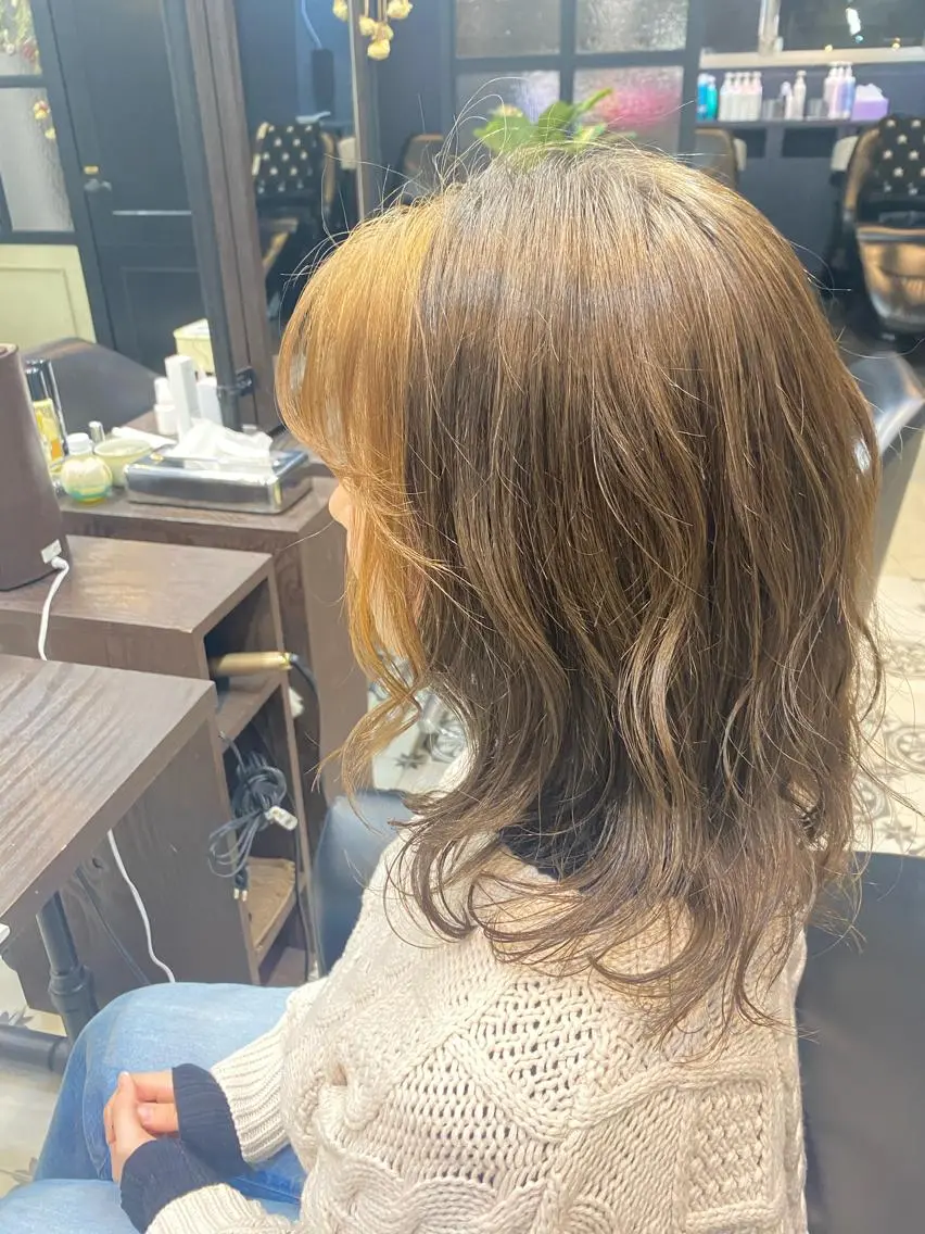 ミディアム カラー カット ヘアカラー トリートメント 韓国ヘア☁️ mitsukiのヘアスタイル