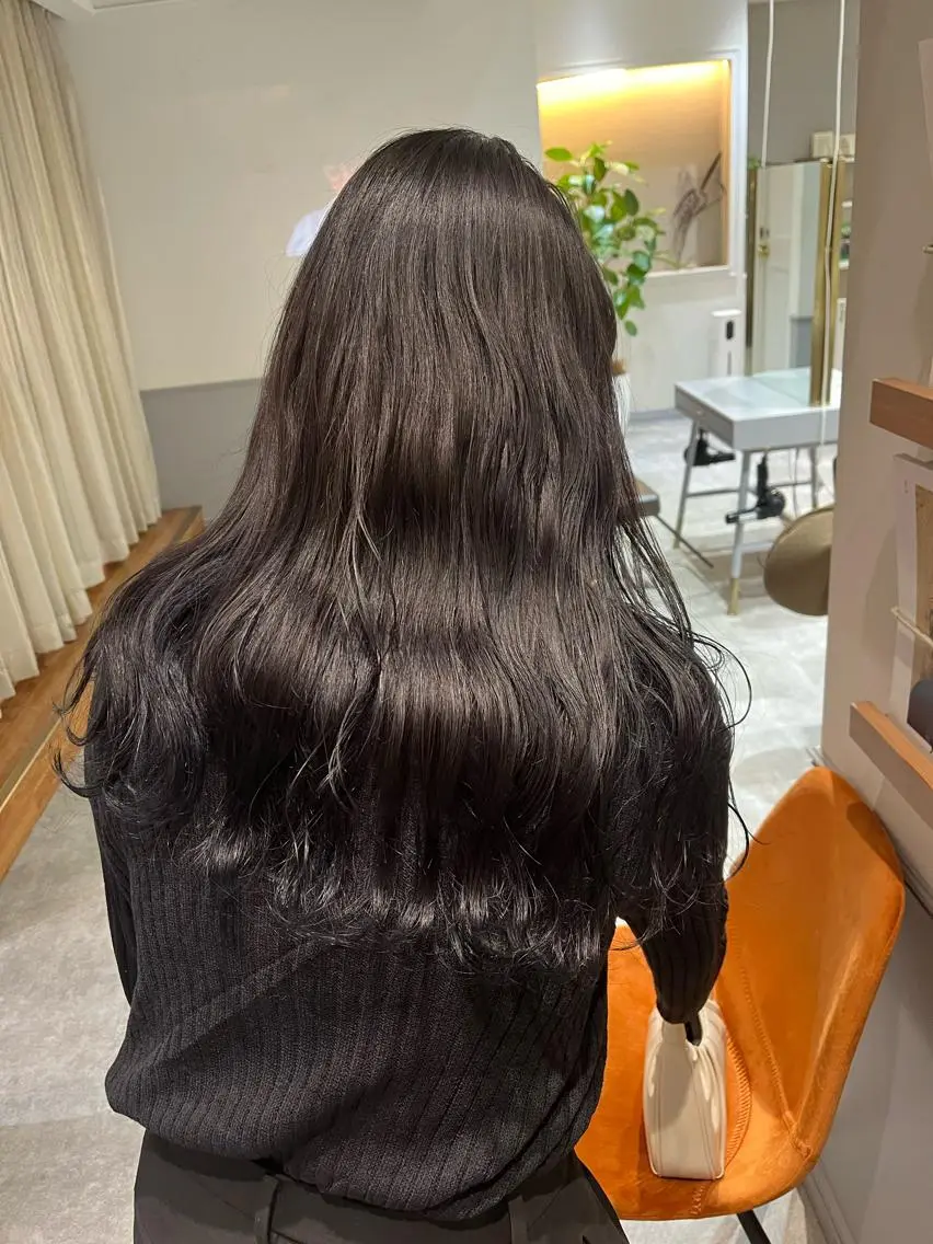 ロング カラー SIKI yuuna レイヤーカット🪽のヘアスタイル