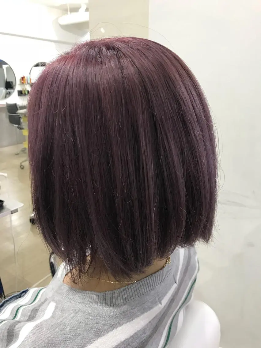 ショート カラー レイヤーカット 西村あきやのヘアスタイル