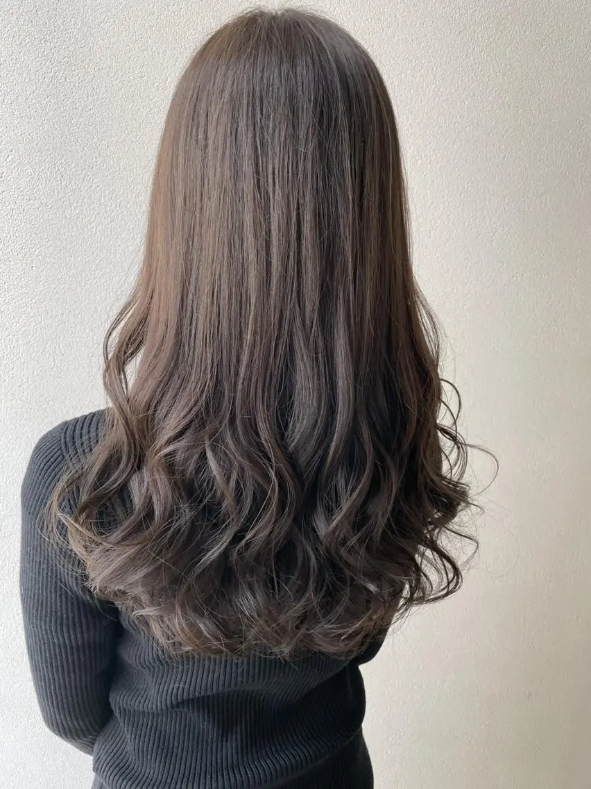 ロング カラー グレージュ オリーブグレージュ オリーブグレー Owl hairのヘアスタイル