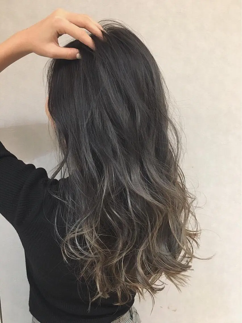 カラー バレイヤージュ ハイライトカラー 夜23時まで予約🉑 reverieあきらのヘアスタイル