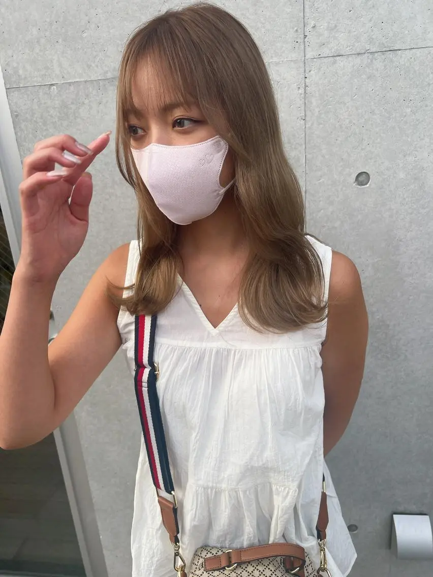 ロング カラー ベージュカラー ブリーチ レイヤーカット ロング カット ヘアカラー 誰より丁寧なカット/ 小林輝/レイヤーのヘアスタイル