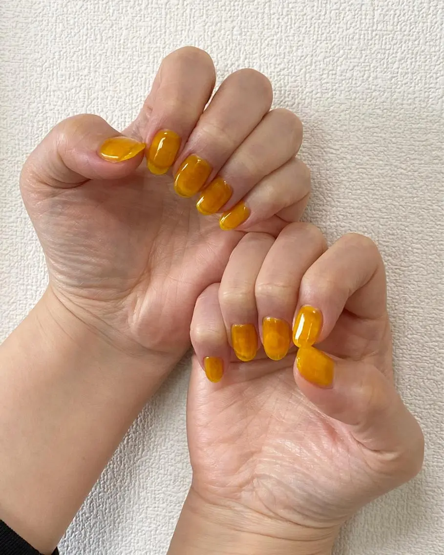 ネイル 黄色 ハンドネイル 自宅サロン FeelFreeのマツエク・マツパデザイン