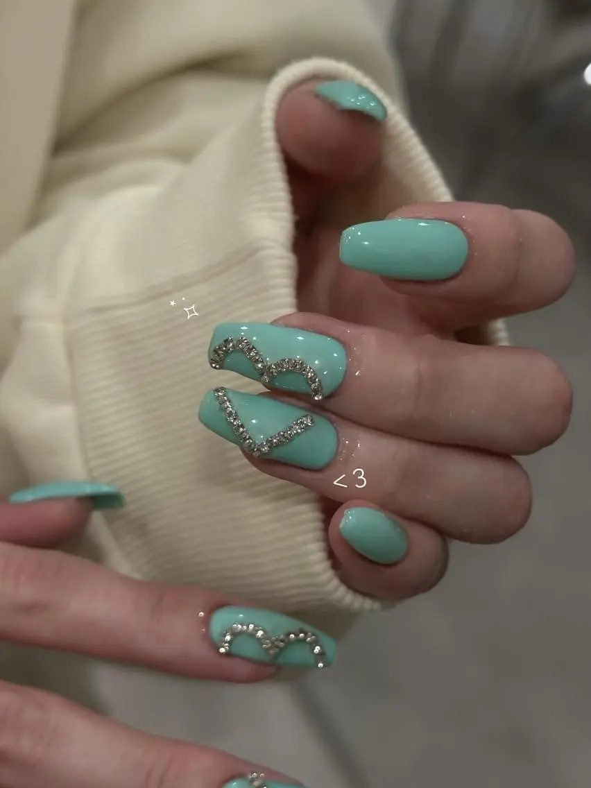 ネイル Luna Nailsのネイルデザイン