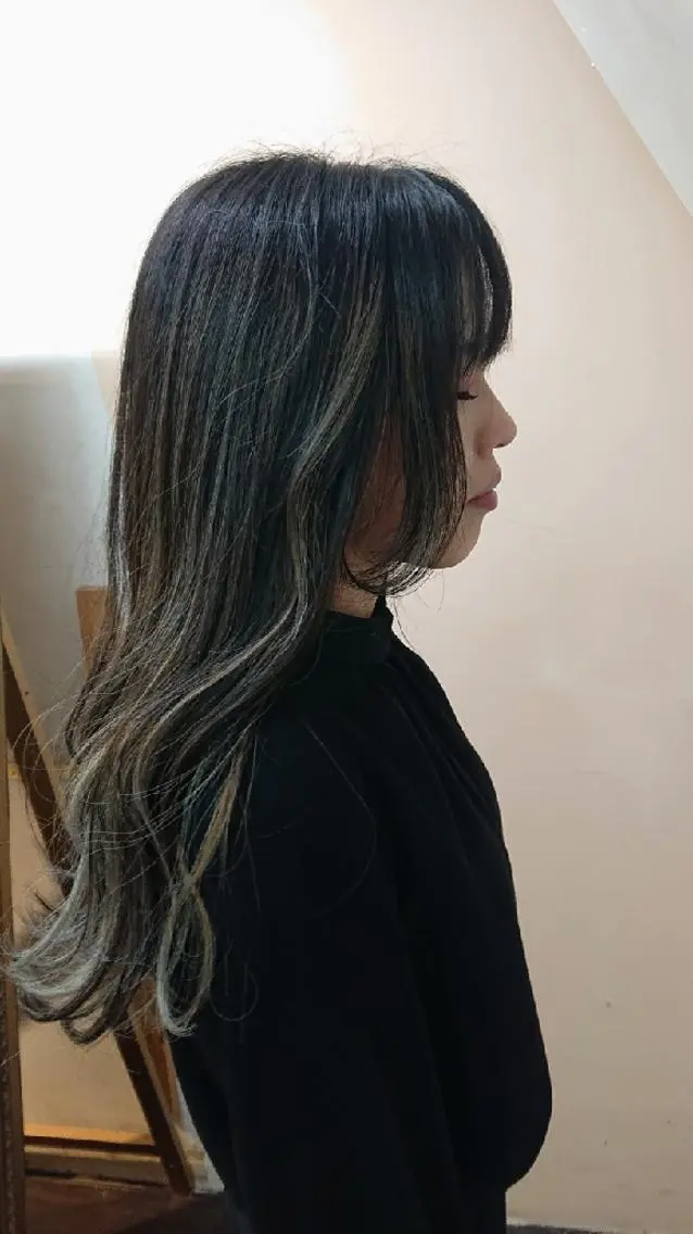ロング カラー ハイライトカラー ハイライト ヘアカラー トリートメント 艶髪✨ブリーチ職人 yasuのヘアスタイル