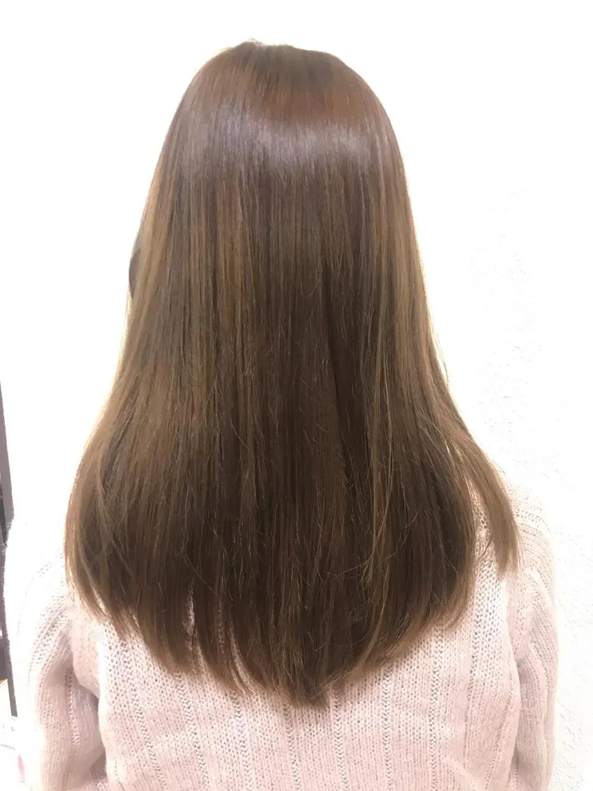 ロング カラー ベージュカラー ロング HBLディプロマ所有 AZUSAのヘアスタイル