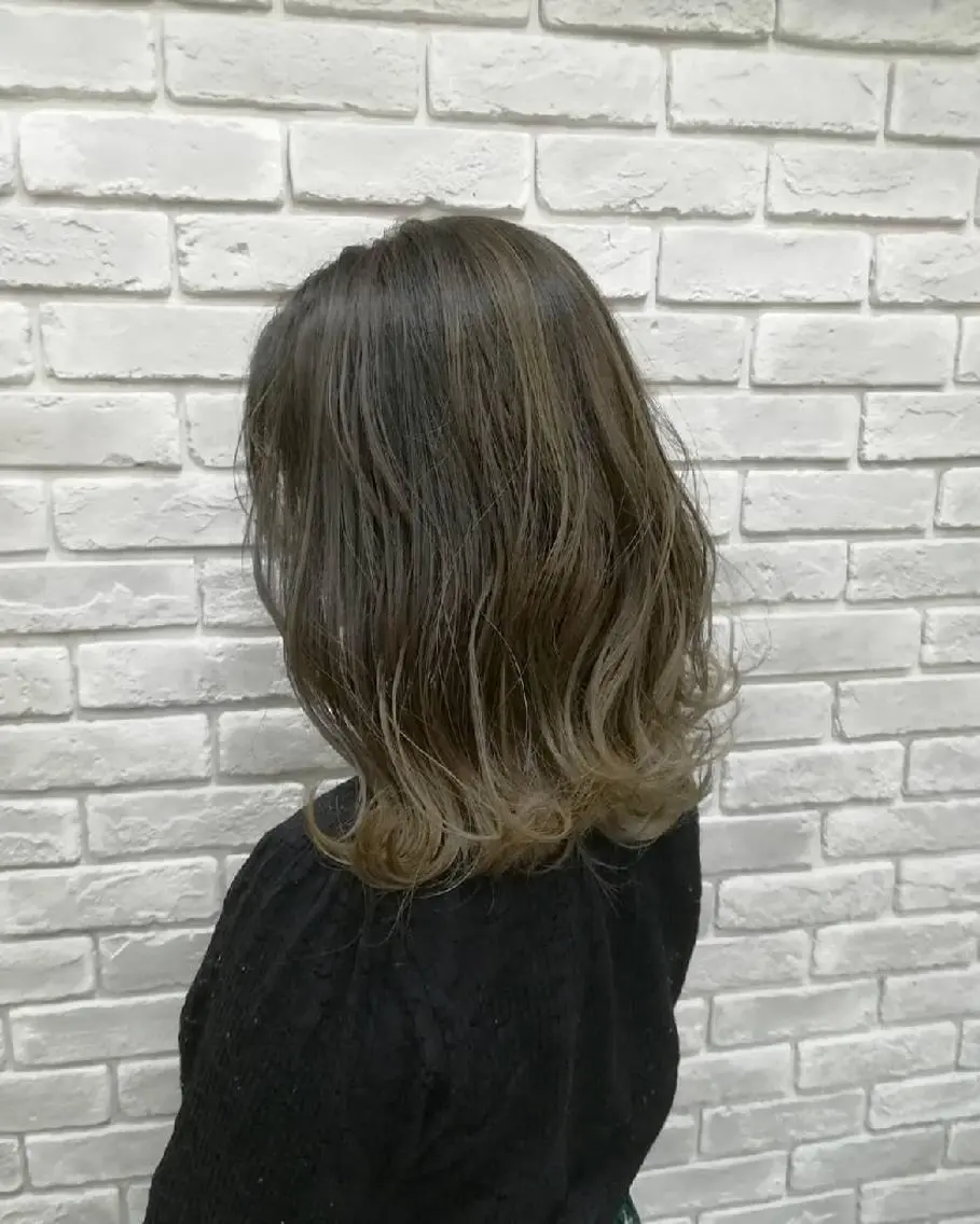 ミディアム カラー カット ヘアカラー トリートメント 井谷 圭吾【天理】のヘアスタイル