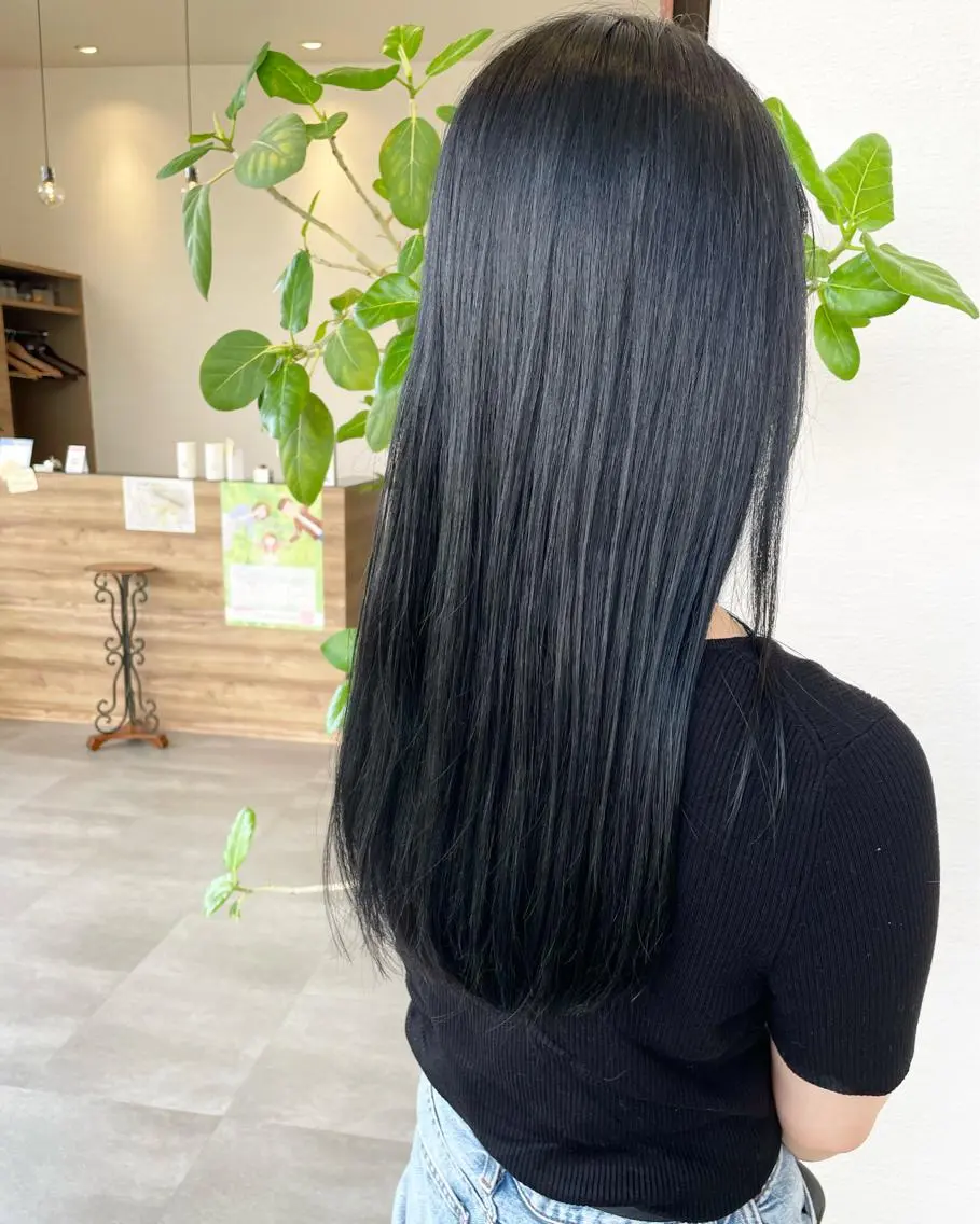 ロング カラー トリートメント RONDEL 伽那のヘアスタイル