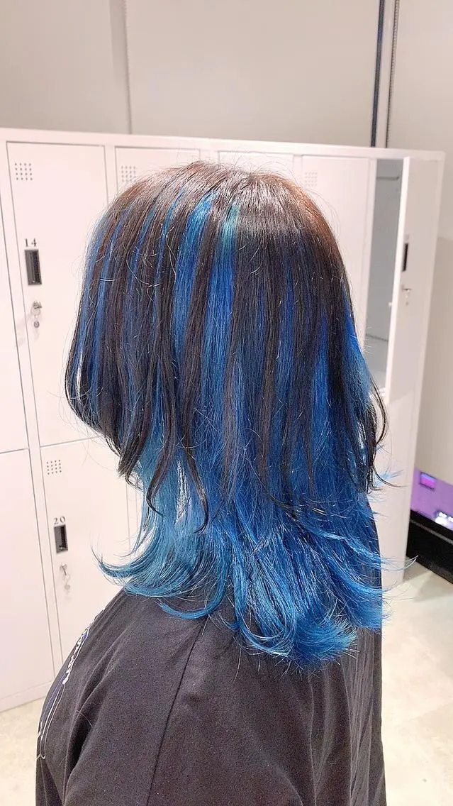 ミディアム トリートメント ウルフカット 透明感カラー✨艶髪 制作🌱山根あゆみのヘアスタイル