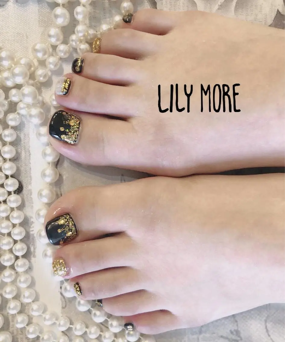 ネイル フットネイル Lily closetのネイルデザイン