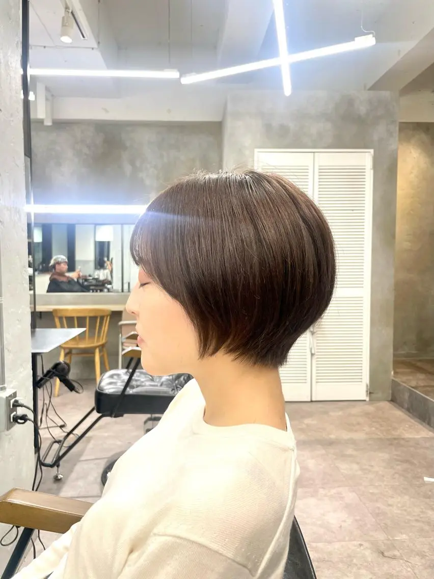 ショート カラー カット ヘアカラー トリートメント 色気レイヤー& ショートはお任せ🌟のヘアスタイル