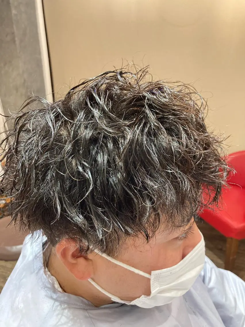カラー パーマ カット パーマ 橋本 和弥のヘアスタイル