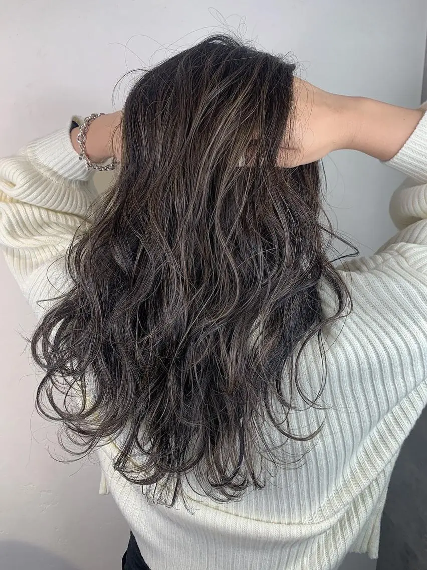 ロング カラー カット ヘアカラー トリートメント _WHITE上本町 上本町店のヘアスタイル