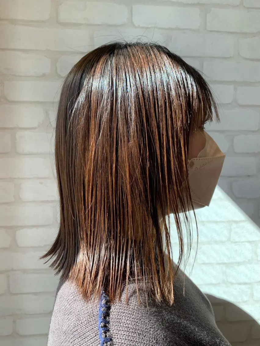 セミロング 縮毛矯正 秋葉 万柚子のヘアスタイル