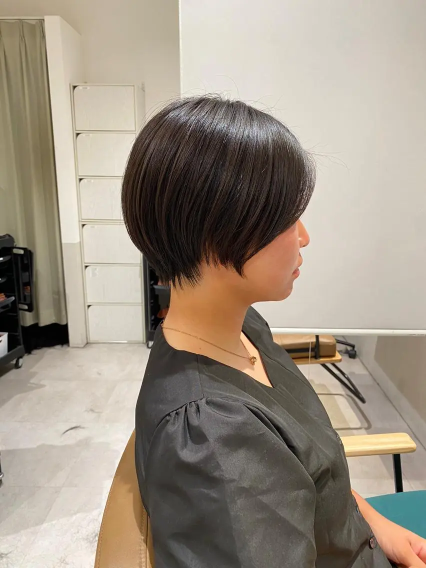 ショート カラー 丸みショート ショートヘア クロスパーマ🥇韓国 ヘア🇰🇷濵田航希のヘアスタイル
