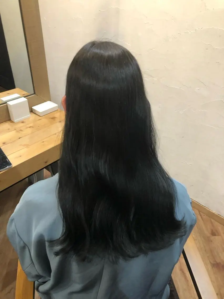 ロング カラー ヘアカラー トリートメント 縮毛矯正/髪質改善 予約はリクエストからのヘアスタイル