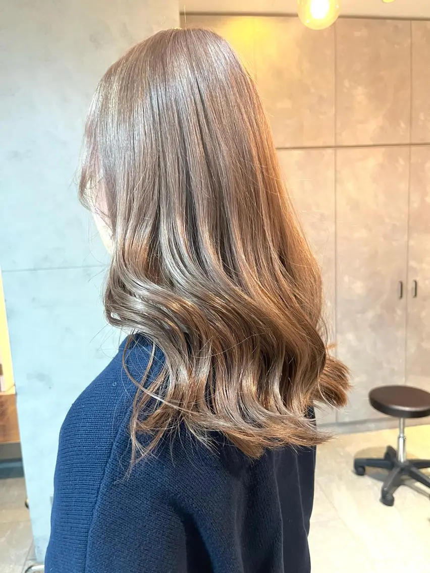 セミロング カラー 🎀透明感 カラー🎀ミズキのヘアスタイル