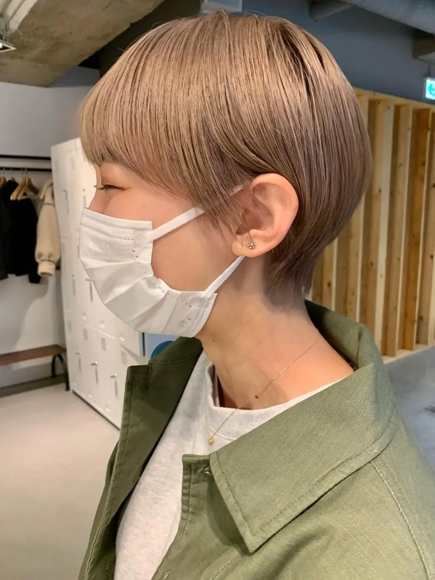 ショート カラー ショートボブ ベージュカラー ブリーチ ハイトーンカラー インナーカラー tension 【テンション】のヘアスタイル