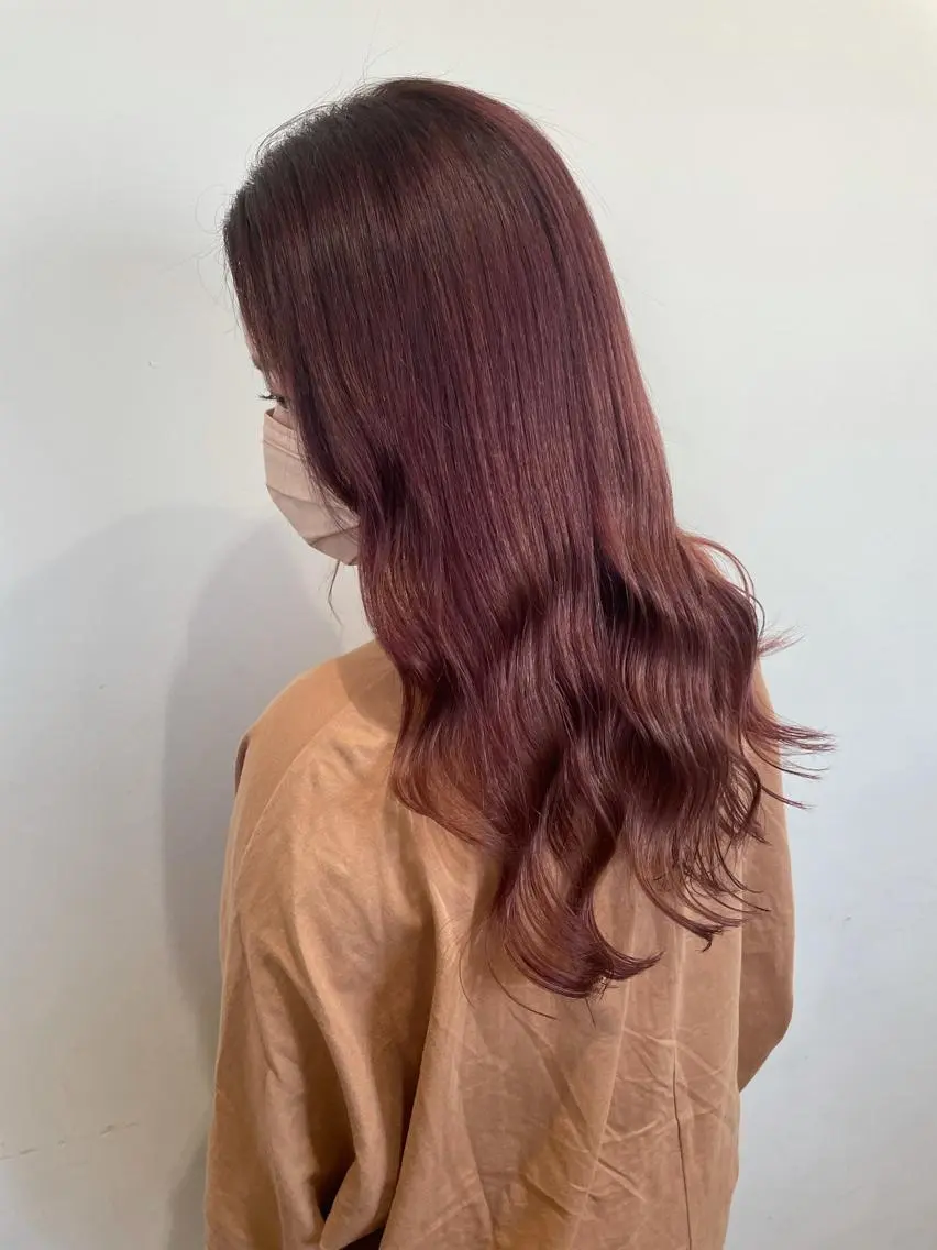 ミディアム 柔らかな縮毛矯正 透明感カラー💫のヘアスタイル
