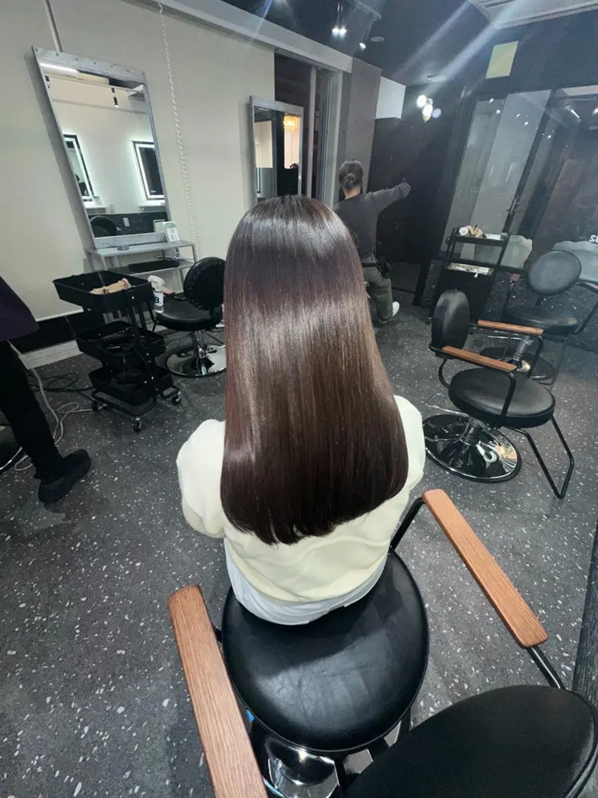 カラー ロング カット ヘアカラー 縮毛矯正 トリートメント 髪質改善⭐️縮毛矯正 中野⭐️Rinaのヘアスタイル