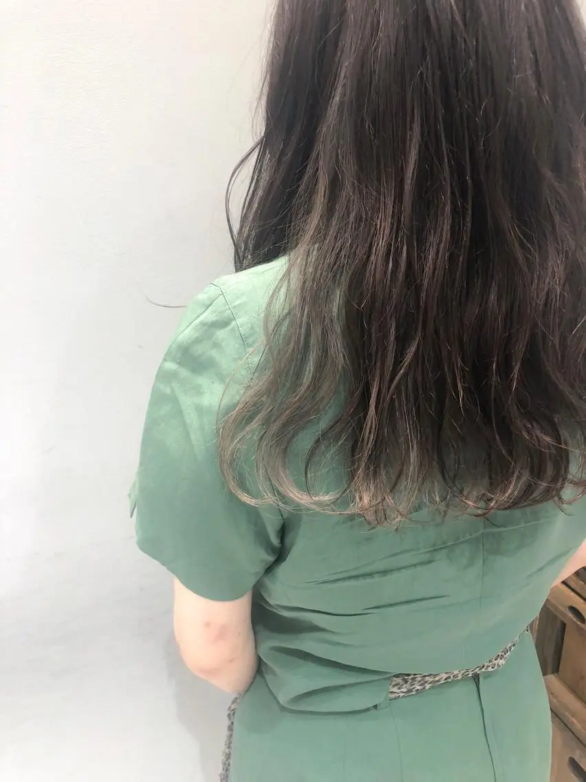 セミロング 似合わせ艶髪カラー ❤️ハダユミのヘアスタイル