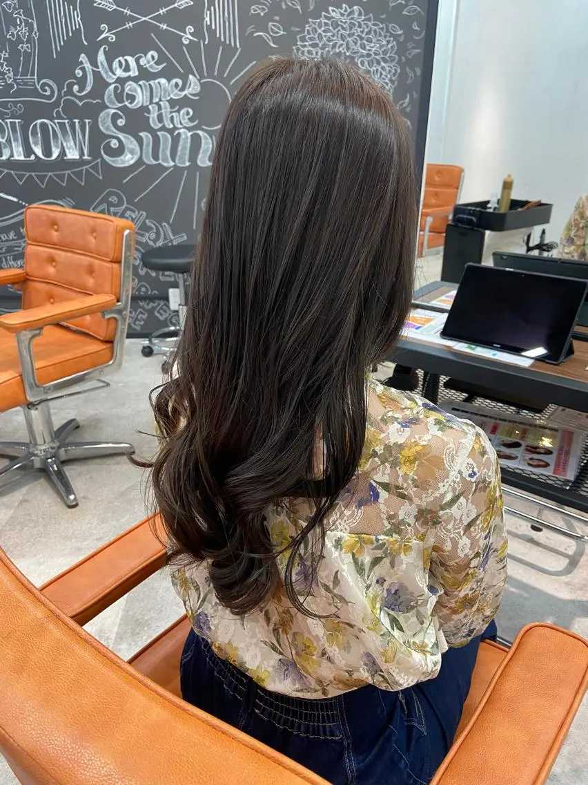 ミディアム カラー グレージュ 韓国風ヘア カット ヘアカラー トリートメント ウルフカット レイヤーカット上柿のヘアスタイル
