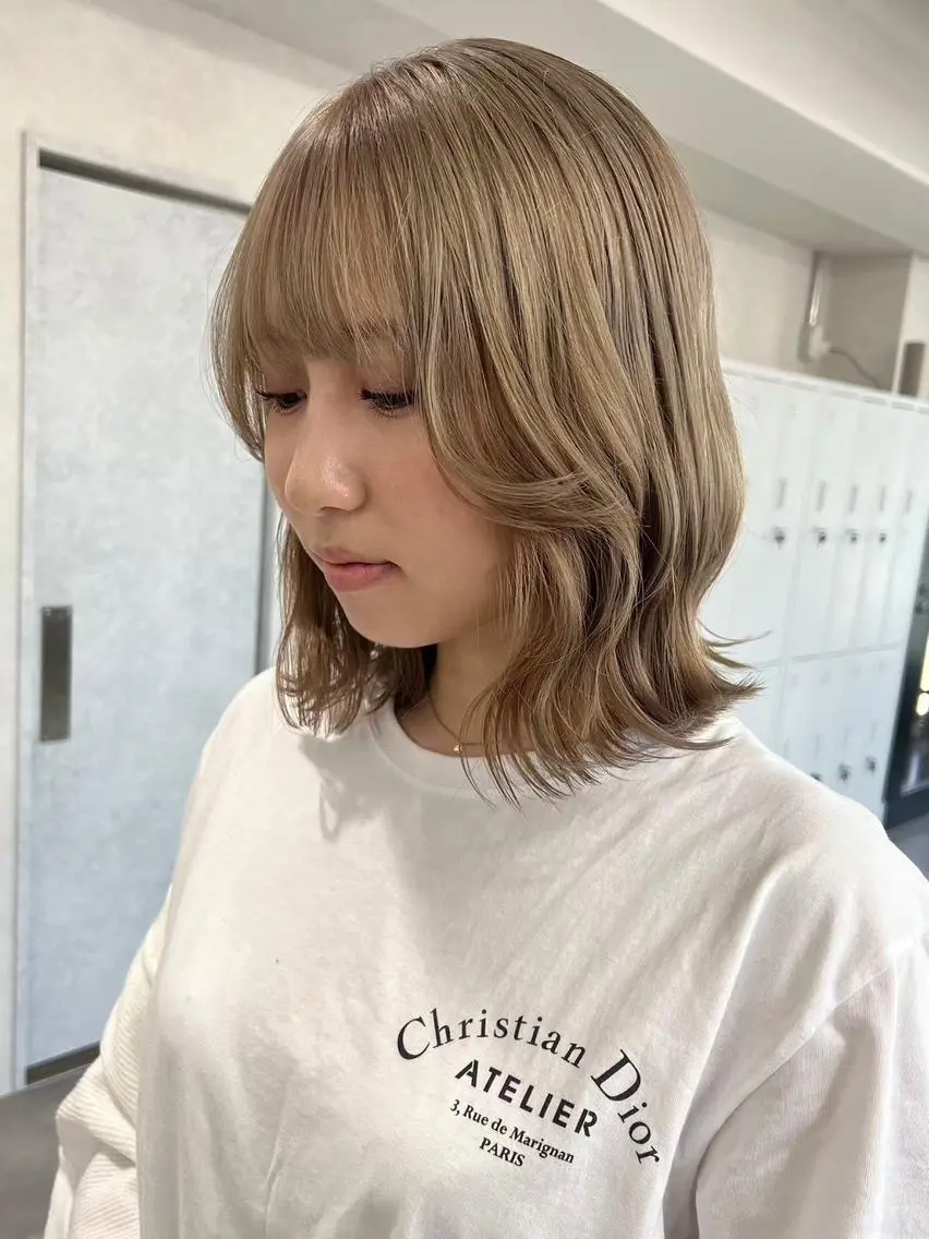 ミディアム カラー うる艶/ハイトーン 🎀hina🎀のヘアスタイル