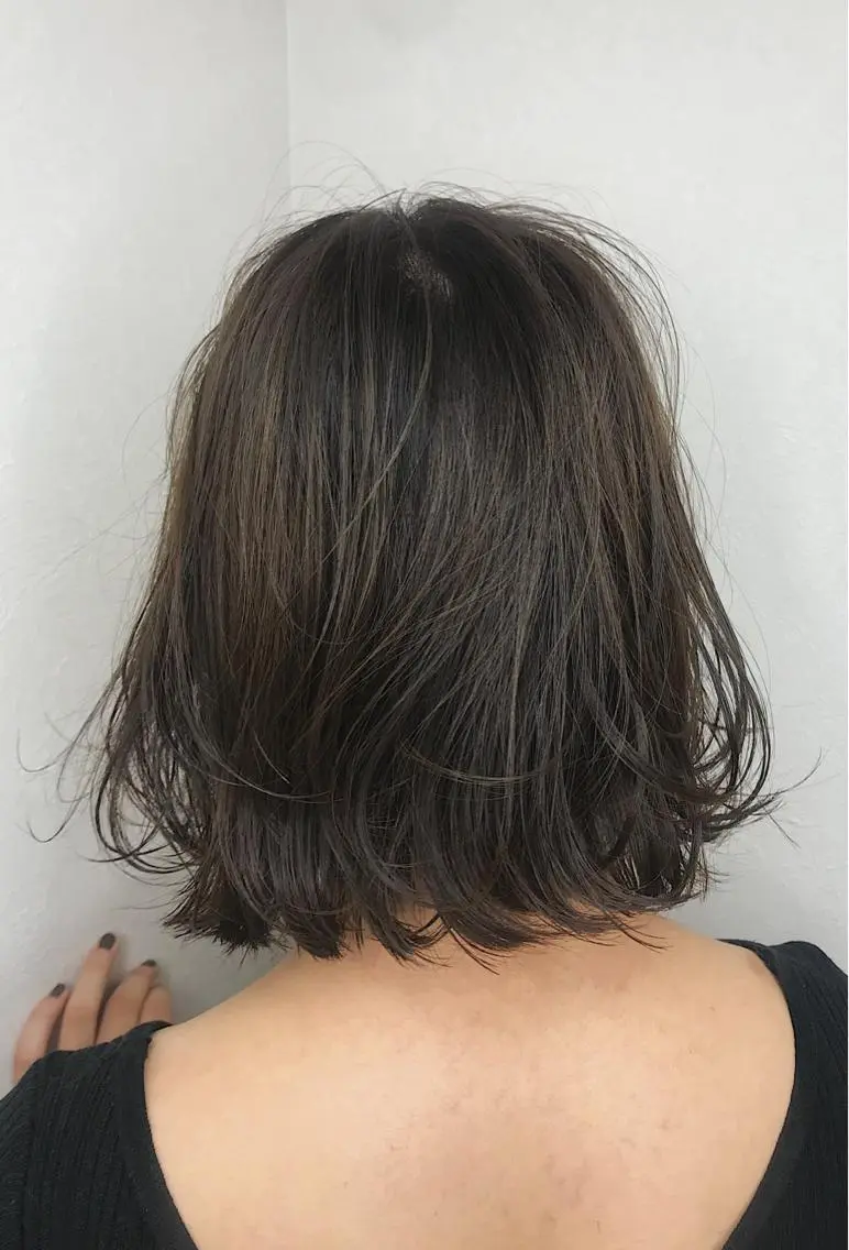 ミディアム カラー ボブ 柴田 祐輔のヘアスタイル