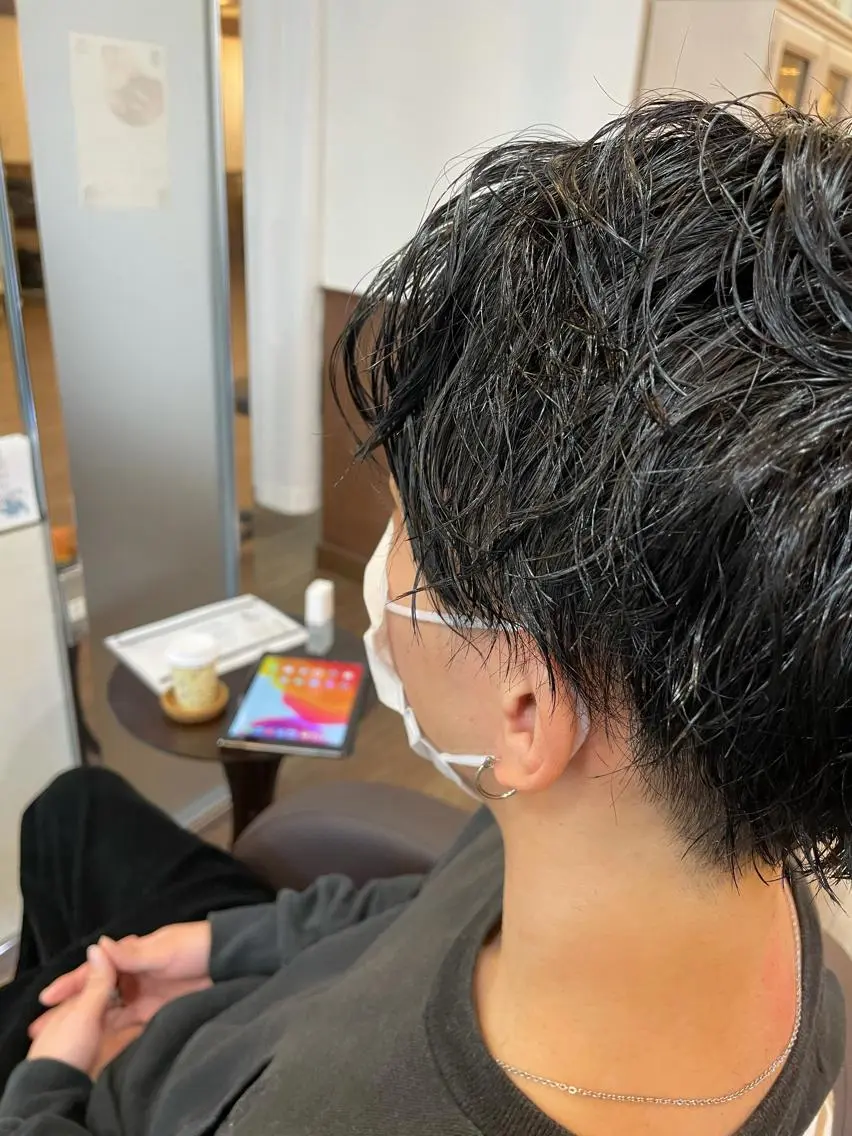 ショート パーマ メンズ フェードカット メンズパーマ スキンフェード カット パーマ MATSURI BASE.AWAJIのヘアスタイル