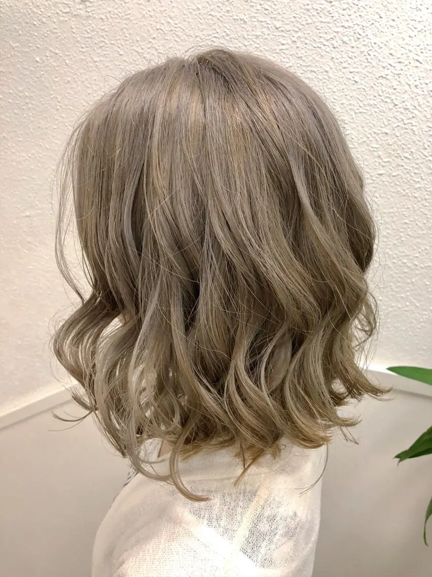 ショート カラー 透明感カラー グレージュ カット ヘアカラー トリートメント 髪質改善/美髪矯 正ヤマモトハルキのヘアスタイル