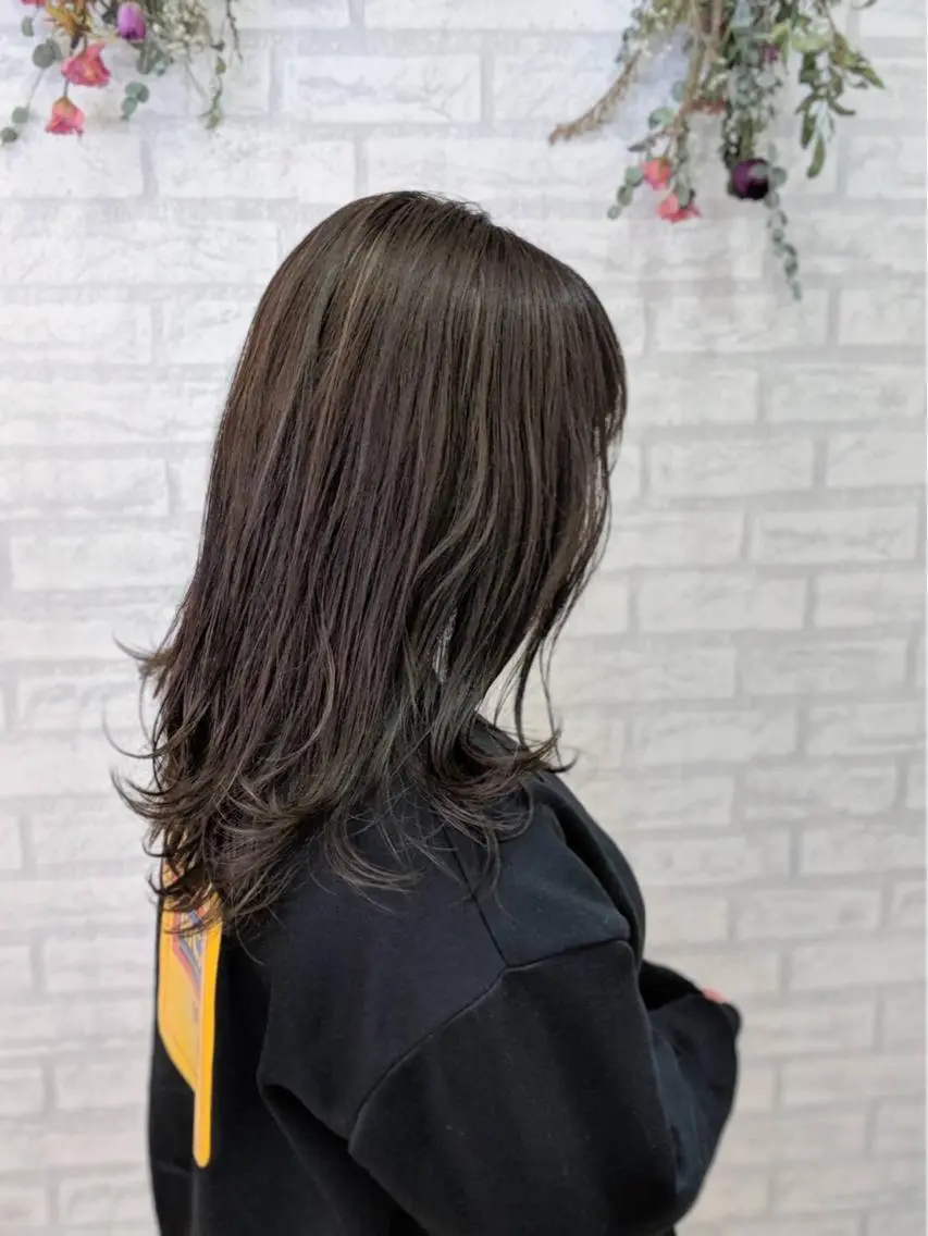 ミディアム カラー カット ヘアカラー トリートメント 💜ツヤヘアケア🩷 サトウシュンスケのヘアスタイル