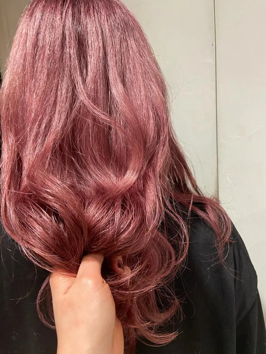 セミロング カラー ブリーチ ケアブリーチ 透明感カラー ダブルカラー ハイトーンカラー カジュアルを女っぽく 𝗮𝘆𝗮𝗰𝗼のヘアスタイル