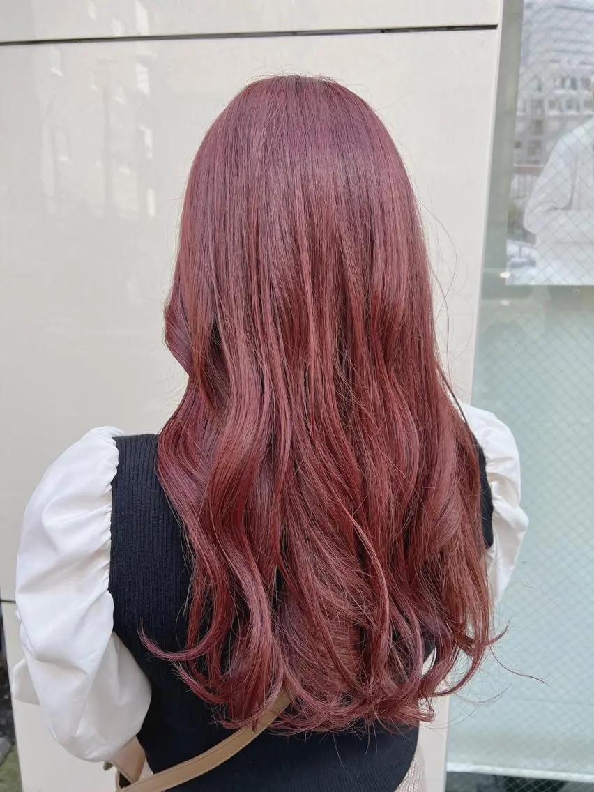 ロング カラー ブリーチ ピンクカラー 艶髪 ♡Tomiyaのヘアスタイル